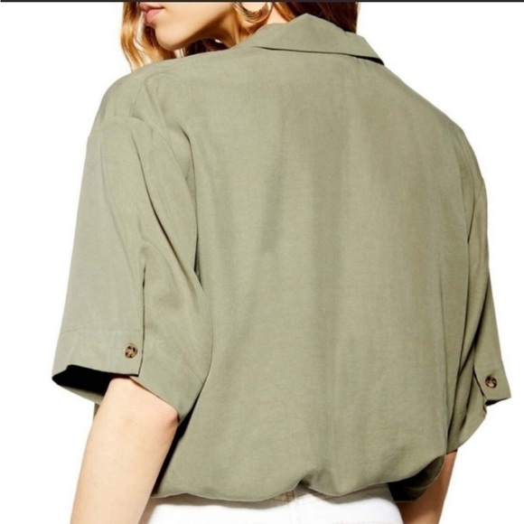 TOPSHOP Green Crop Short Sleeve Button Up Size 8 - Picture 2 of 7